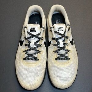 Nike Metcon 3 Women’s Cross-Training Sneakers Sz 8.5 Black/Cream